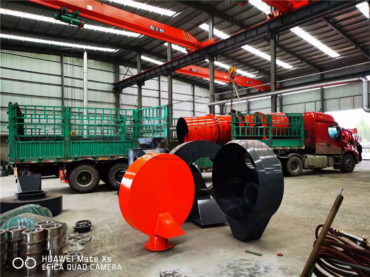 遼寧盤錦客戶年產(chǎn)3萬噸顆粒有機(jī)肥生產(chǎn)線第二車發(fā)貨