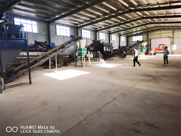 寧夏固原年產(chǎn)5000噸有機肥顆粒生產(chǎn)線安裝