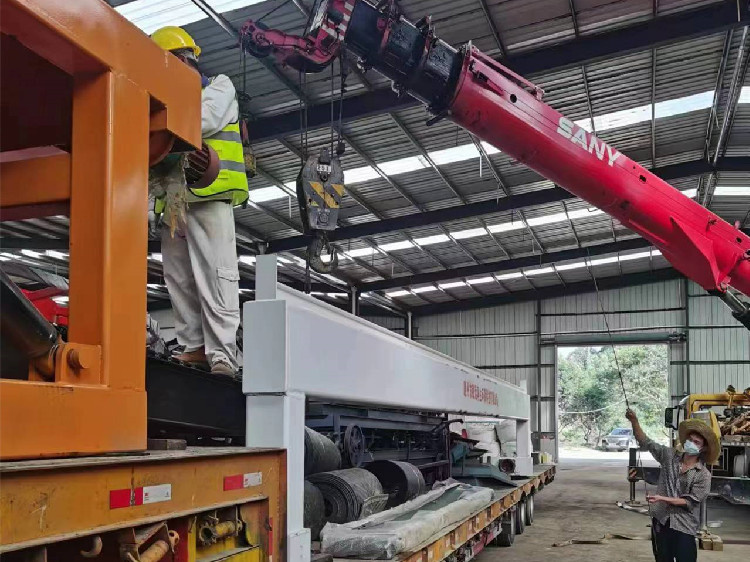 V|ݿ͑(h)a(chn)3f(wn)wЙC(j)a(chn)(xin)_(d)͑(h)F(xin)(chng)ͰbM(jn)ЬF(xin)(chng)