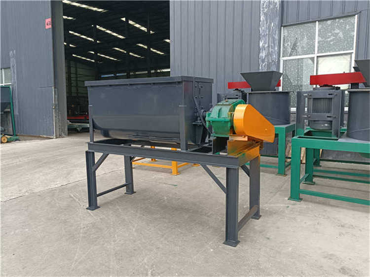 臥式攪拌機(jī),干濕兩用連續(xù)式進(jìn)出料