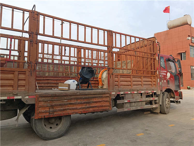 科研制作有機(jī)肥實(shí)驗(yàn)室圓盤造粒機(jī)發(fā)貨