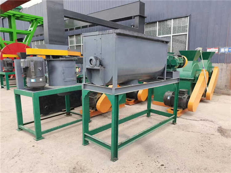 臥式飼料攪拌機 牽引攪拌設(shè)備 有機肥混料機 立式定制單軸攪拌機