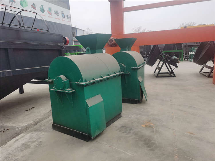 臥式粉碎機 有機肥半濕物料加工設(shè)備 畜禽糞便破碎機 草粉粉料機 興達