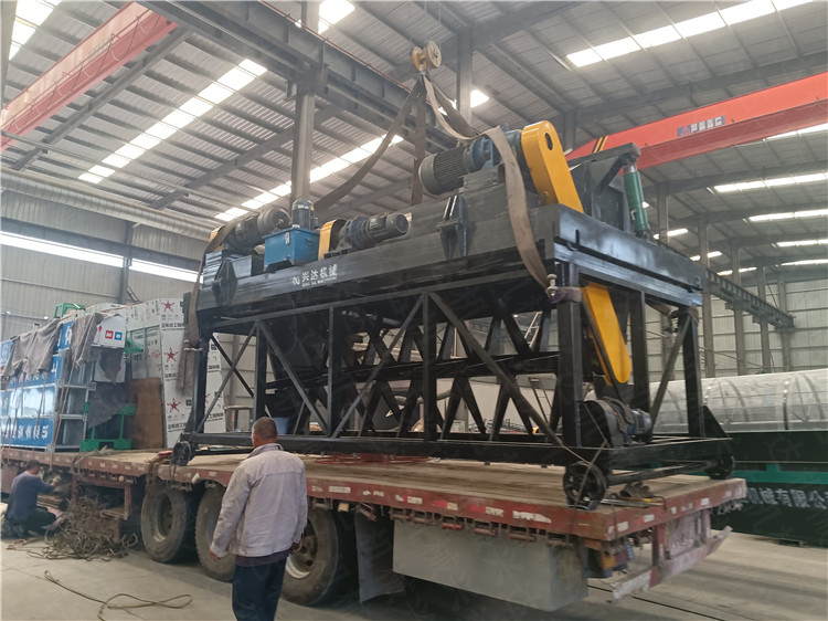 粉狀有機肥生產(chǎn)線 蚯蚓糞堆肥發(fā)酵翻堆機 液壓升降槽式 有機肥翻拋機