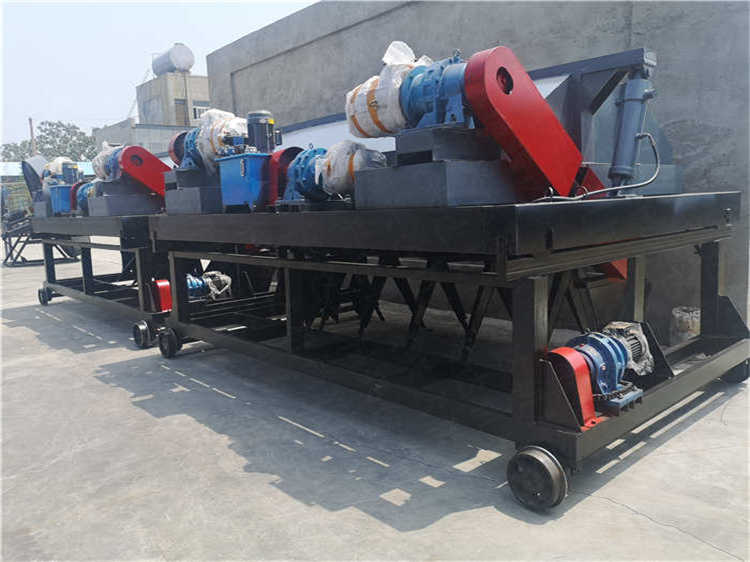 養(yǎng)殖場豬糞便翻耙機 液壓升降軌道式翻拋機 有機肥生產(chǎn)線發(fā)酵設(shè)備 興達